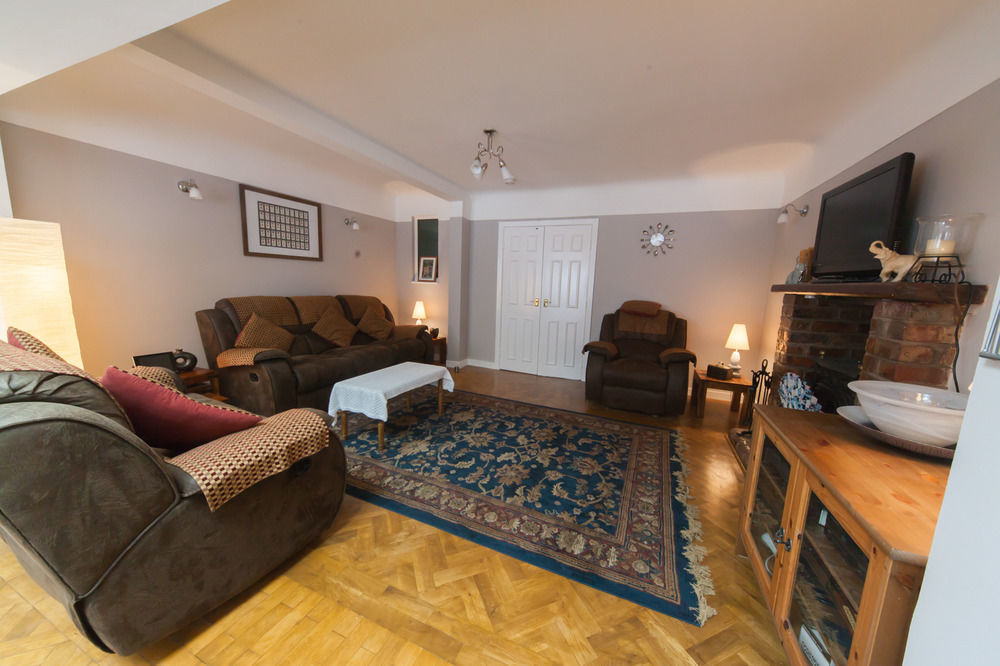 Wyngate Guest House غرايْت مِيُلس المظهر الخارجي الصورة