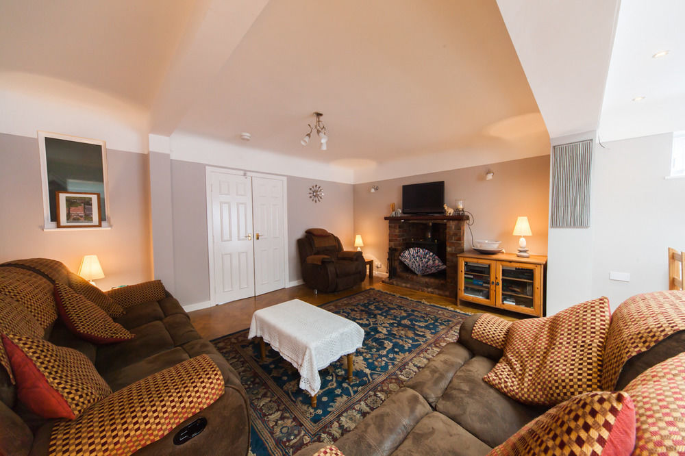 Wyngate Guest House غرايْت مِيُلس المظهر الخارجي الصورة
